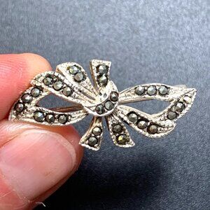 Vintage Sterling Silver 925 Marcasite Bow Design Brooch Pin, 1" Wide